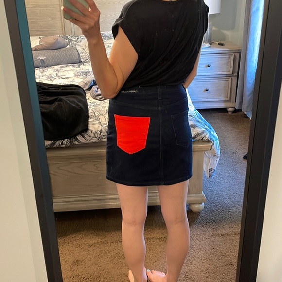 Current Elliot Dark Wash Denim Mini - Picture 9 of 10